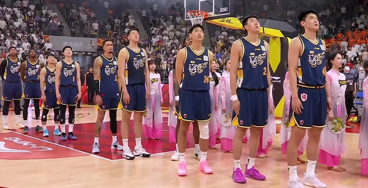 体育平台-杜锋终于不作妖！9人轮换用对徐杰胡队，广东复仇江苏还有1大惊喜